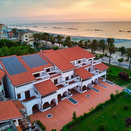 Residence Elle San Benedetto del Tronto Esterno foto